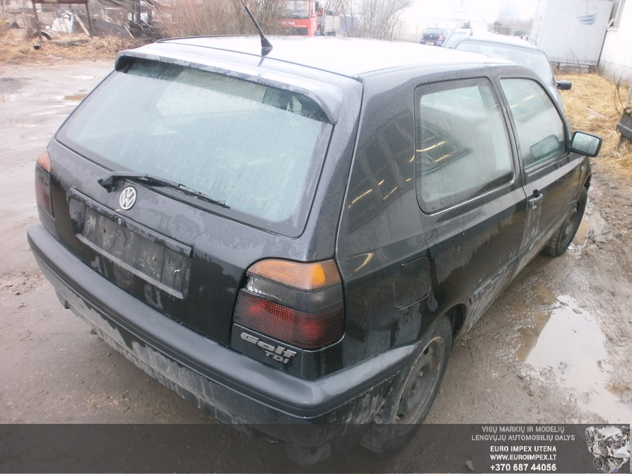 Подержанные Автозапчасти Volkswagen GOLF 1995 1.9 машиностроение хэтчбэк 2/3 d. черный 2014-2-19
