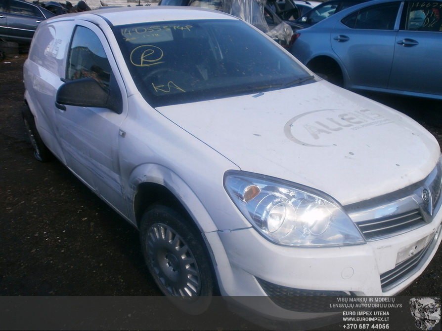 Used Car Parts Opel ASTRA 2012 1.7 Mechanical Commercial 2/3 d. white 2014-3-20