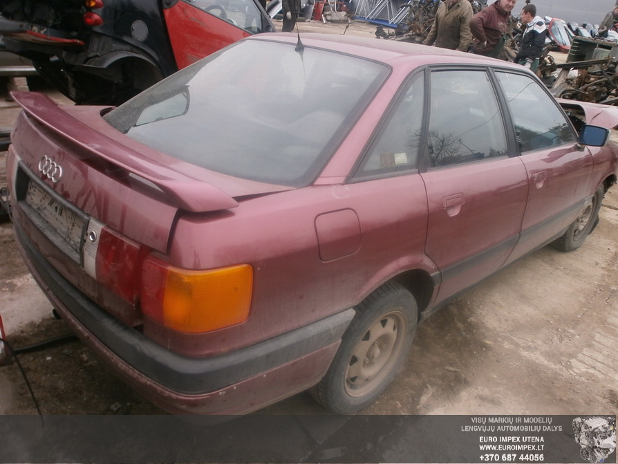 Подержанные Автозапчасти Audi 80 1991 2 машиностроение седан 4/5 d. красный 2014-4-03