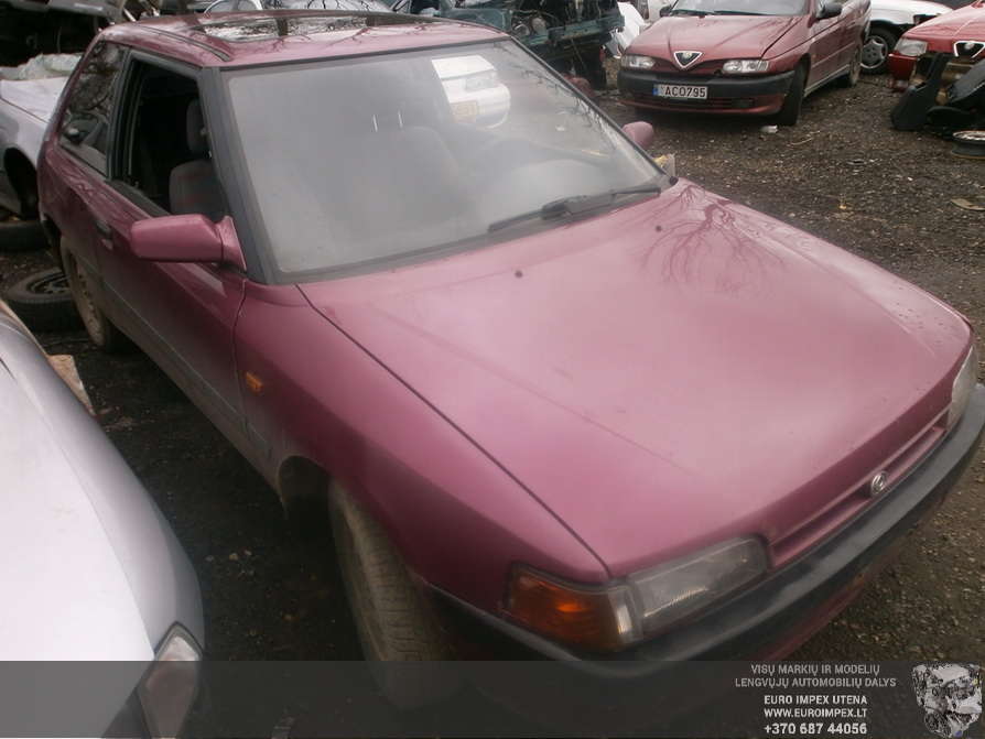 Mazda 323 1995 1.3 Mechaninė