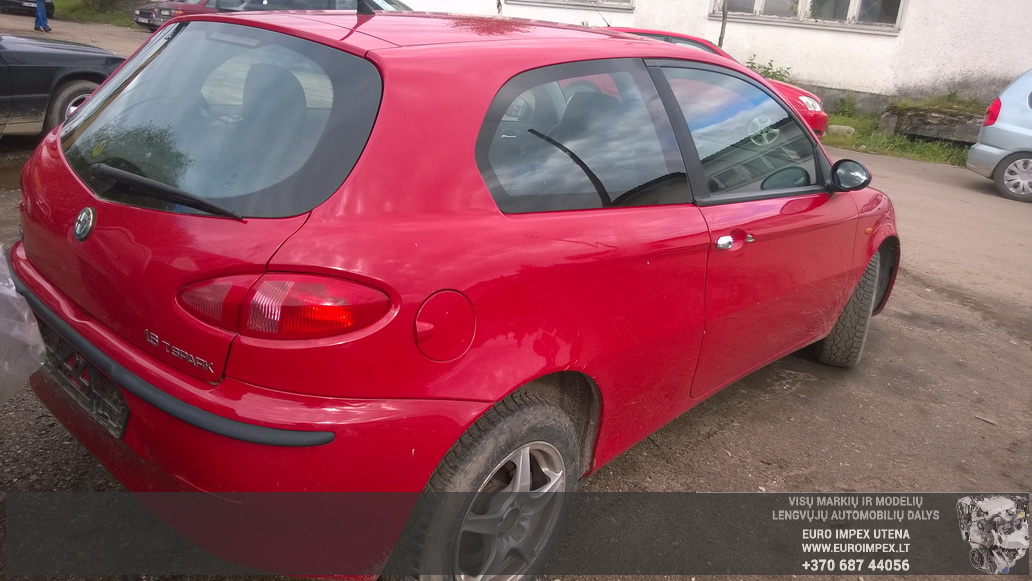 Used Car Parts Alfa-Romeo 147 2002 1.6 Mechanical Hatchback 2/3 d. Red 2014-9-01