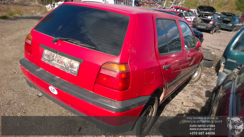 Naudotos automobilio dalys Volkswagen GOLF 1993 1.4 Mechaninė Hačbekas 4/5 d. Raudona 2014-9-24