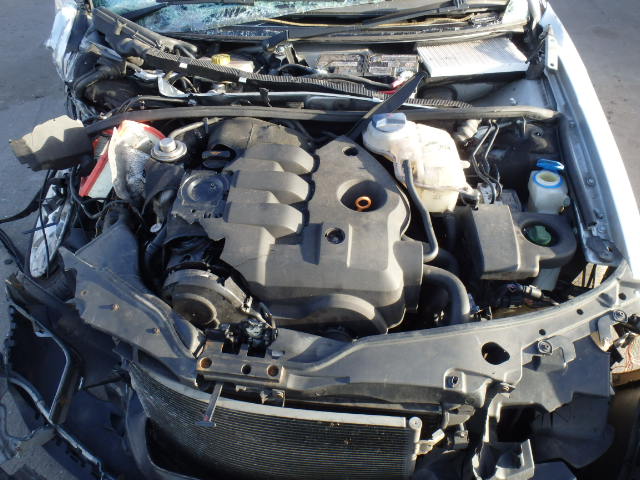 Naudotos automobilio dalys Volkswagen PASSAT 2004 1.9 Mechaninė Universalas 4/5 d. Pilka 2015-2-09