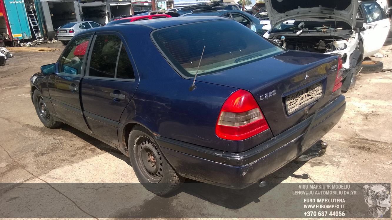 Used Car Parts Mercedes-Benz C-CLASS 1997 2.2 Mechanical Sedan 4/5 d. Blue 2015-7-24