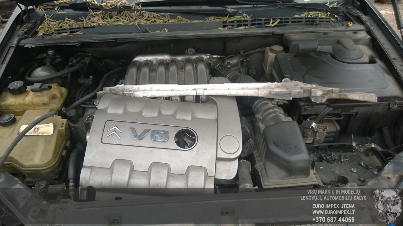 Naudotos automobilio dalys Citroen C5 2001 3.0 Automatinė Sedanas 4/5 d. Violetine 2015-8-17