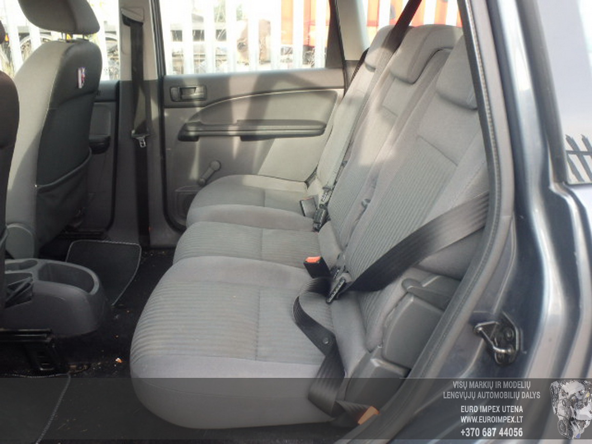 Naudotos automobilio dalys Ford C-MAX 2004 1.6 Mechaninė Vienatūris 4/5 d. Pilka 2015-12-03