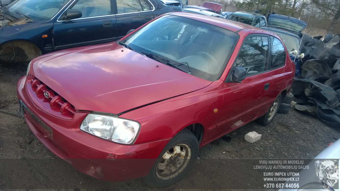 Used Car Parts Hyundai ACCENT 2001 1.3 Mechanical Hatchback 2/3 d. Red 2015-12-08
