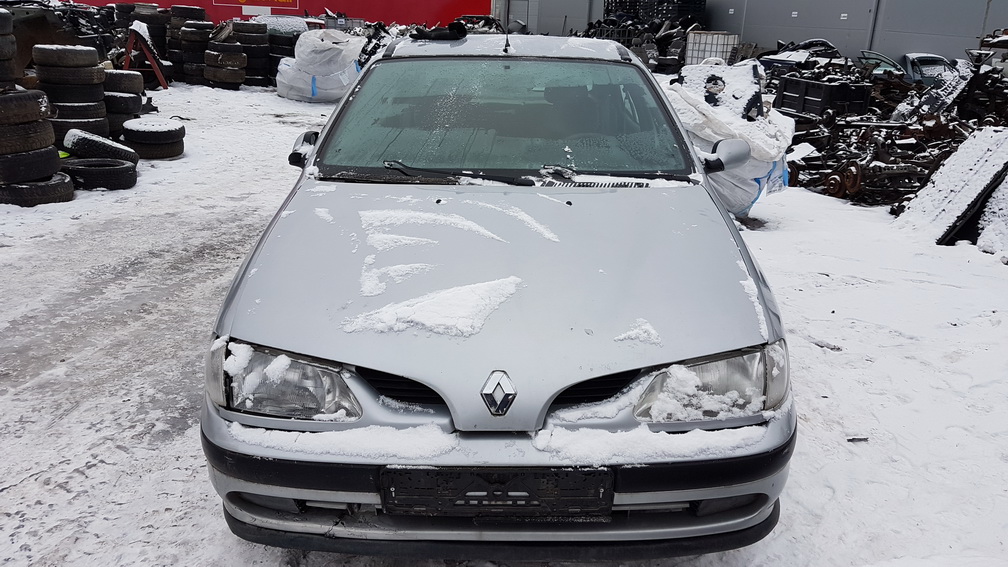 Naudotos automobilio dalys Renault MEGANE 1998 1.6 Mechaninė Hečbekas 4/5 d. Pilka 2016-12-07