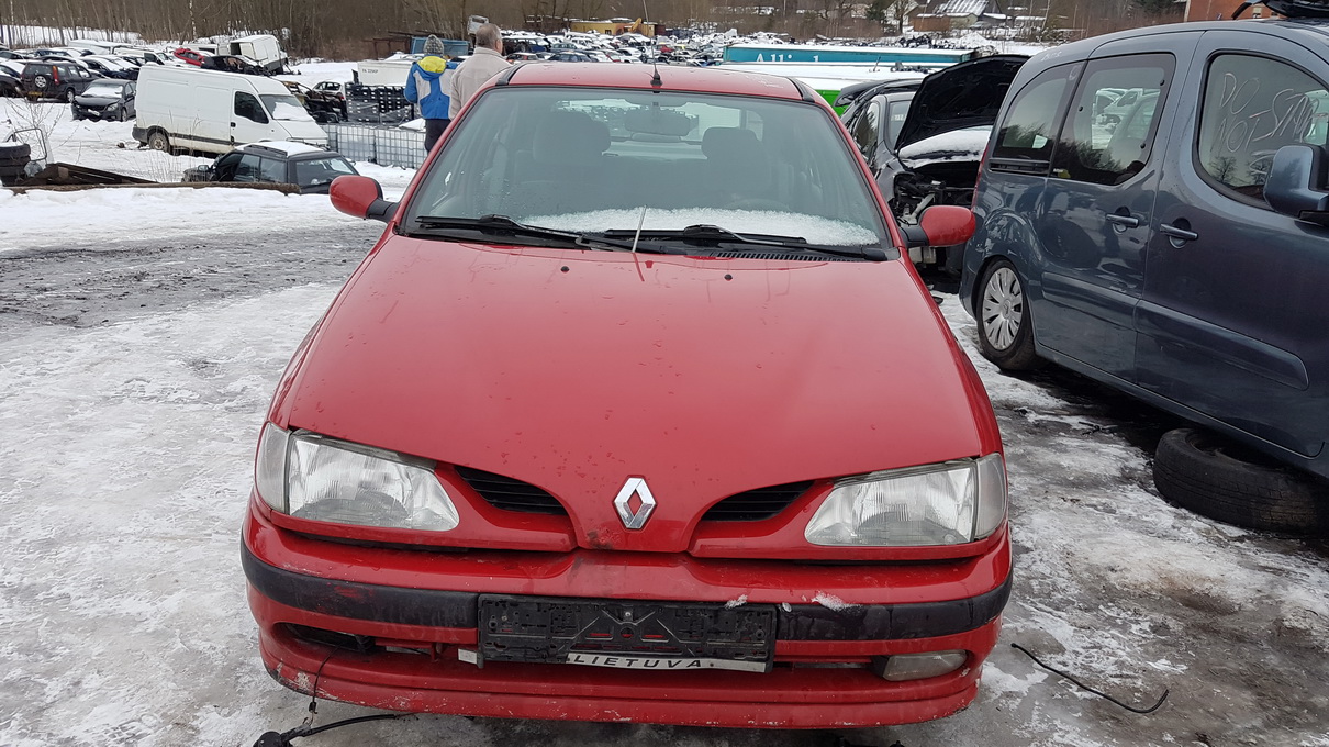 Naudotos automobilio dalys Renault MEGANE 1996 1.6 Automatinė Hečbekas 4/5 d. Raudona 2017-1-24