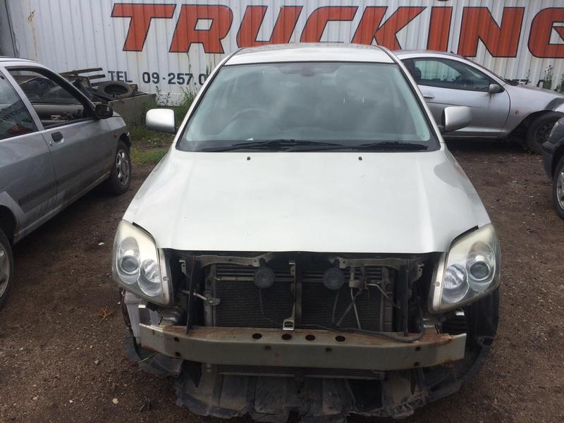 Used Car Parts Toyota AVENSIS 2006 2.2 Mechanical Hatchback 4/5 d. Silver 2018-6-24
