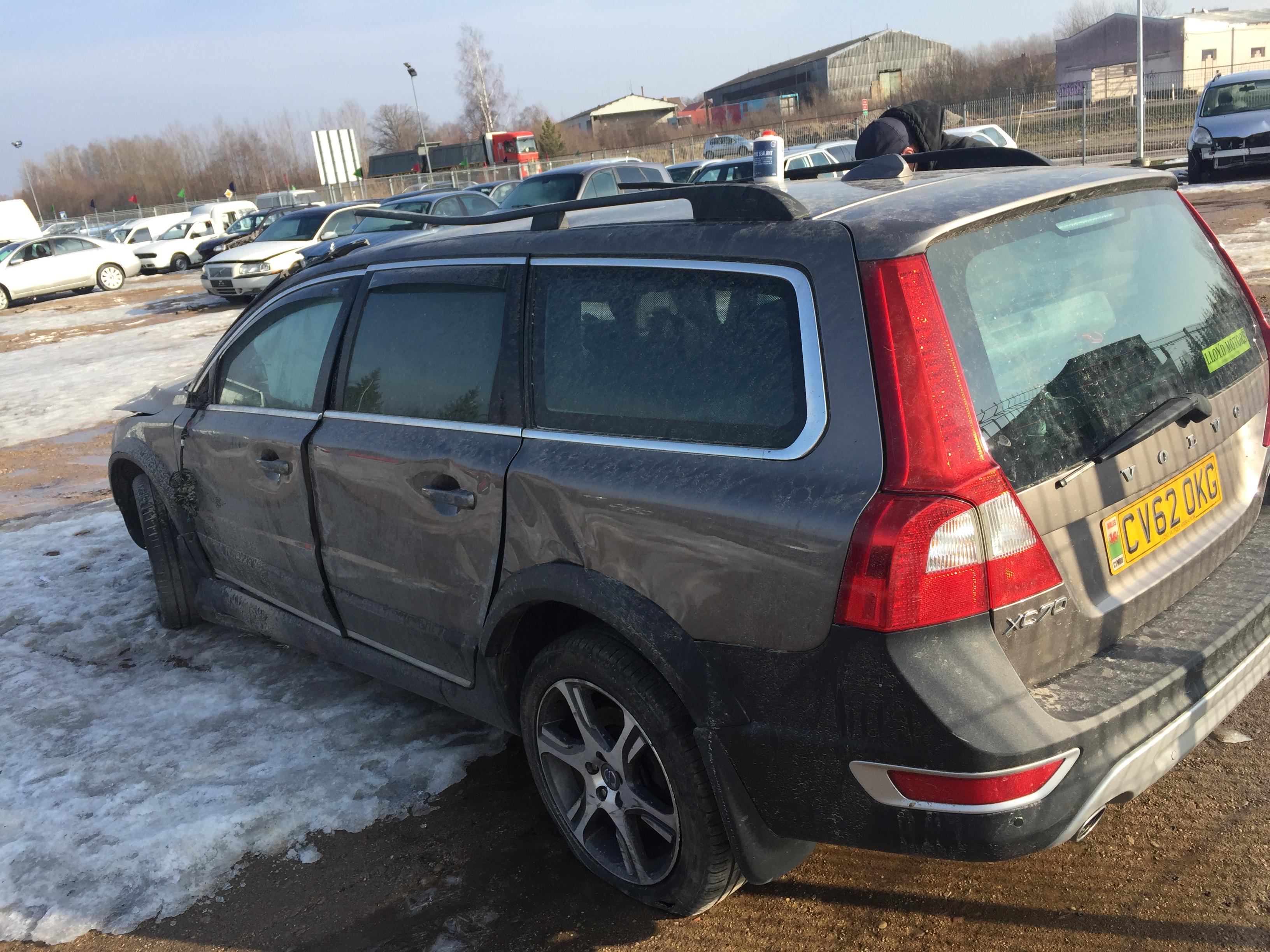 Used Car Parts Volvo XC 70 2012 2.4 Automatic Universal 4/5 d. Grey 2019-2-19