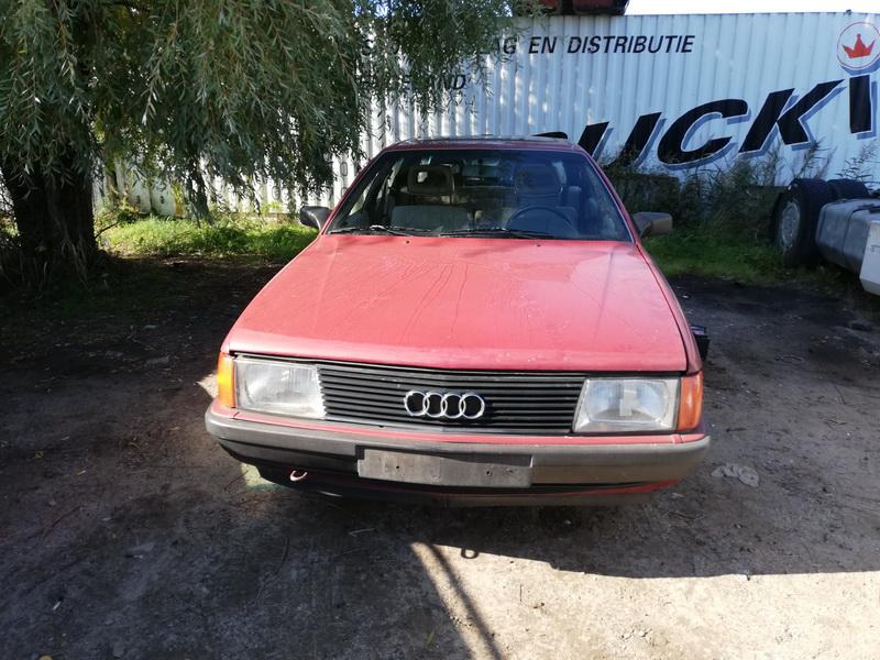 Audi 100 1984 1.8 Mechaninė