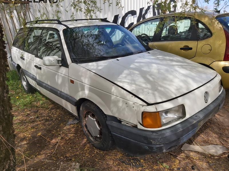 Volkswagen PASSAT 1993 1.9 Mechaninė