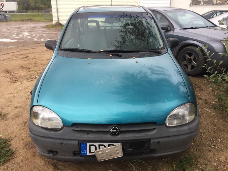 Naudotos automobilio dalys Opel CORSA 1995 1.4 Automatinė Hečbekas 4/5 d. Melyna 2018-10-03