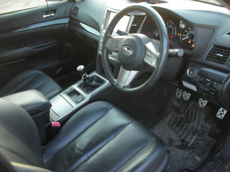 Подержанные Автозапчасти Subaru LEGACY 2010 2.0 машиностроение универсал 4/5 d. черный 2019-2-19