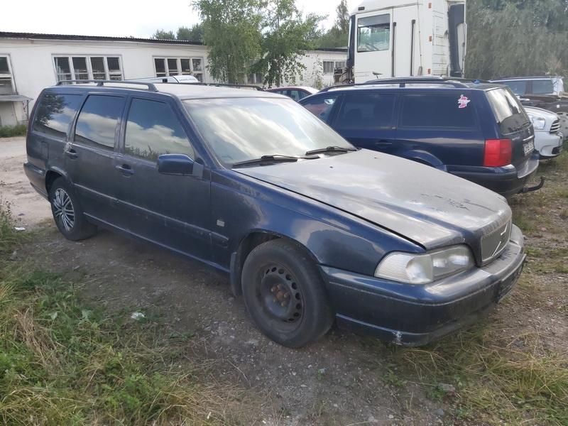 Used Car Parts Volvo V70 1996 2.5 Mechanical Universal 4/5 d. Blue 2020-8-21