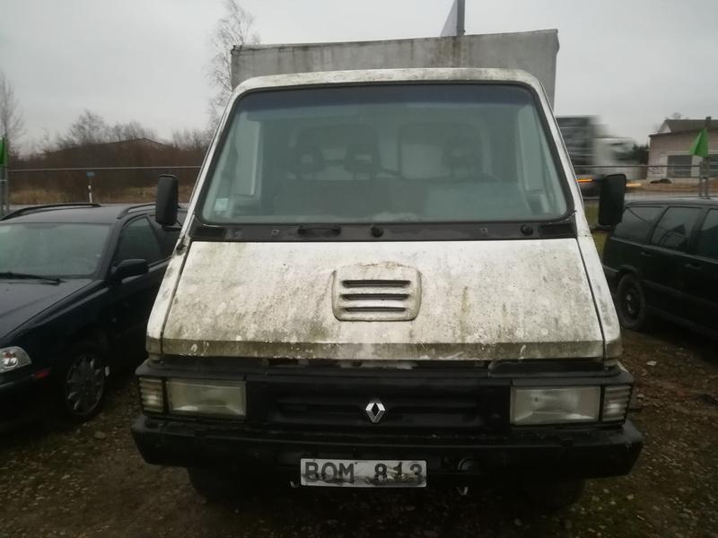 Подержанные Автозапчасти Renault MASTER 1996 2.5 машиностроение микроавтобус 2/3 d. белый 2019-11-28