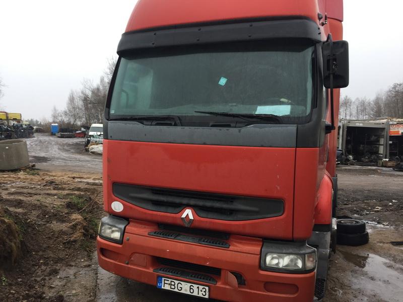 Used Car Parts Truck - Renault PREMIUM 2001 11.1 Mechanical Vilkikas 2/3 d. Red 2018-12-11