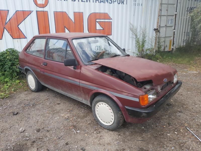 Used Car Parts Ford FIESTA 1986 1.6 Mechanical Hatchback 2/3 d. Red 2020-8-24