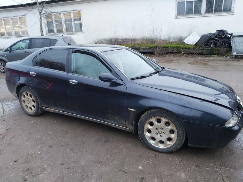 Naudotos automobilio dalys Alfa-Romeo 166 1999 2.4 Mechaninė Sedanas 4/5 d. Melyna 2019-12-21