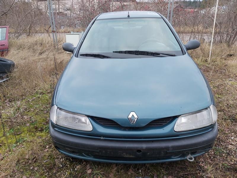 Подержанные Автозапчасти Renault LAGUNA 1997 2.2 машиностроение хэтчбэк 4/5 d. зеленый 2019-12-13