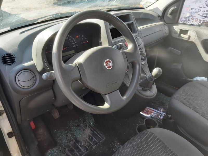 Naudotos automobilio dalys Fiat PANDA 2008 1.1 Mechaninė Hečbekas 4/5 d. Balta 2020-3-17