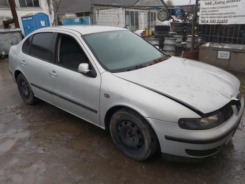 Used Car Parts Seat TOLEDO 2000 1.9 Mechanical Sedan 4/5 d. Silver 2020-11-04