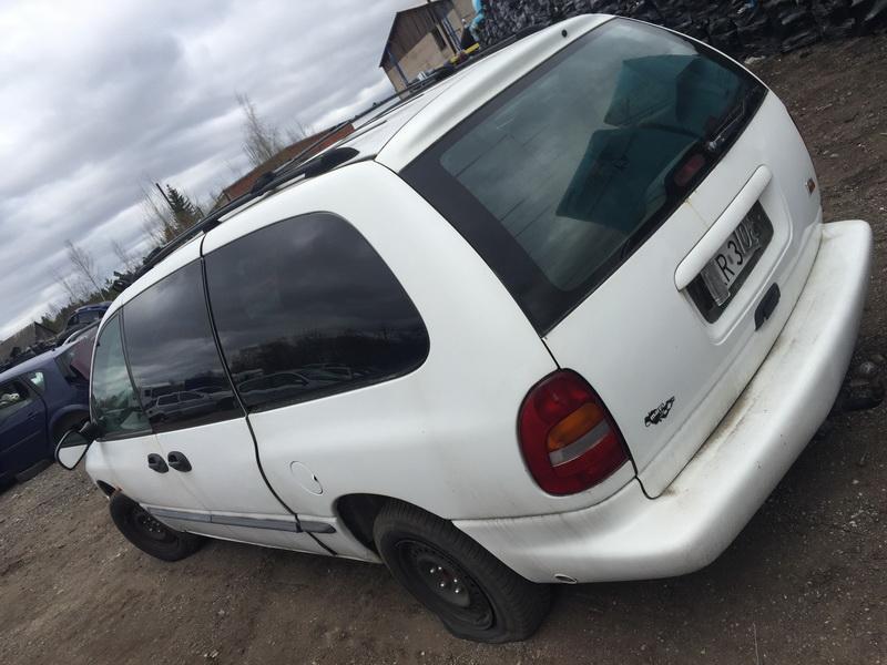 Used Car Parts Chrysler VOYAGER 1996 3.3 Automatic Minivan 2/3 d. white 2018-4-19