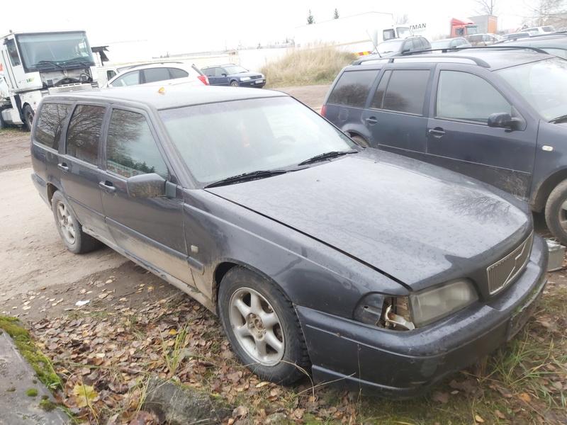 Used Car Parts Volvo V70 1997 2.5 Automatic Universal 4/5 d. Blue 2020-11-13