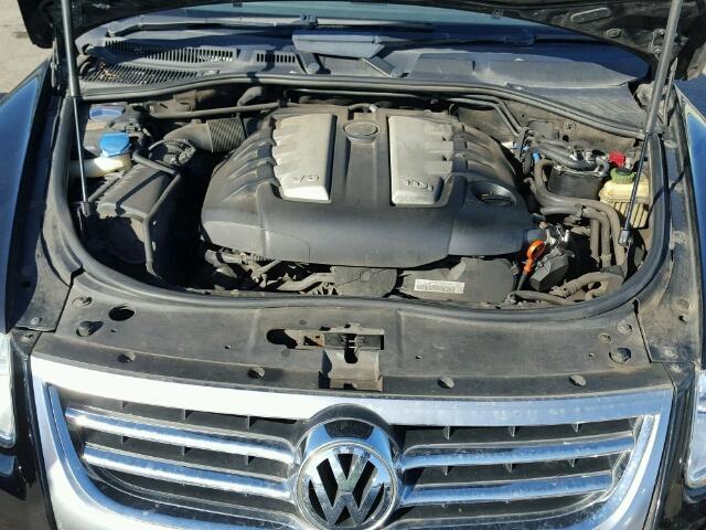 Подержанные Автозапчасти Volkswagen TOUAREG 2008 3.0 автоматическая напрямик 4/5 d. черный 2019-2-04