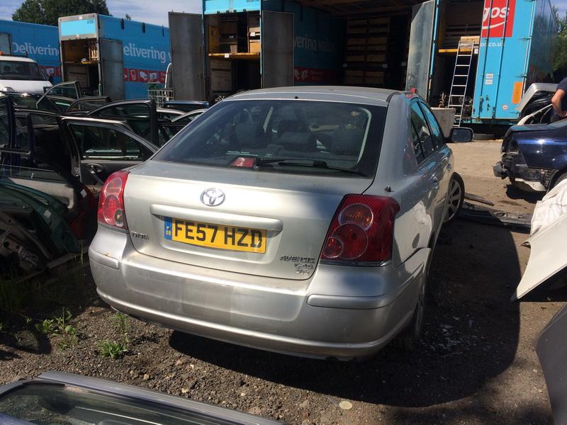 Used Car Parts Toyota AVENSIS 2007 2.0 Mechanical Hatchback 4/5 d. Silver 2018-6-15