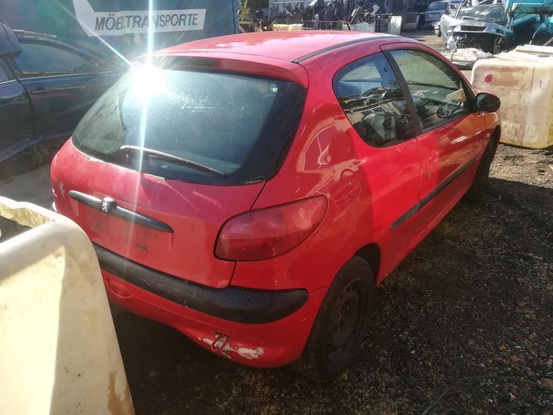 Used Car Parts Peugeot 206 2001 1.9 Mechanical Hatchback 2/3 d. Red 2019-9-04