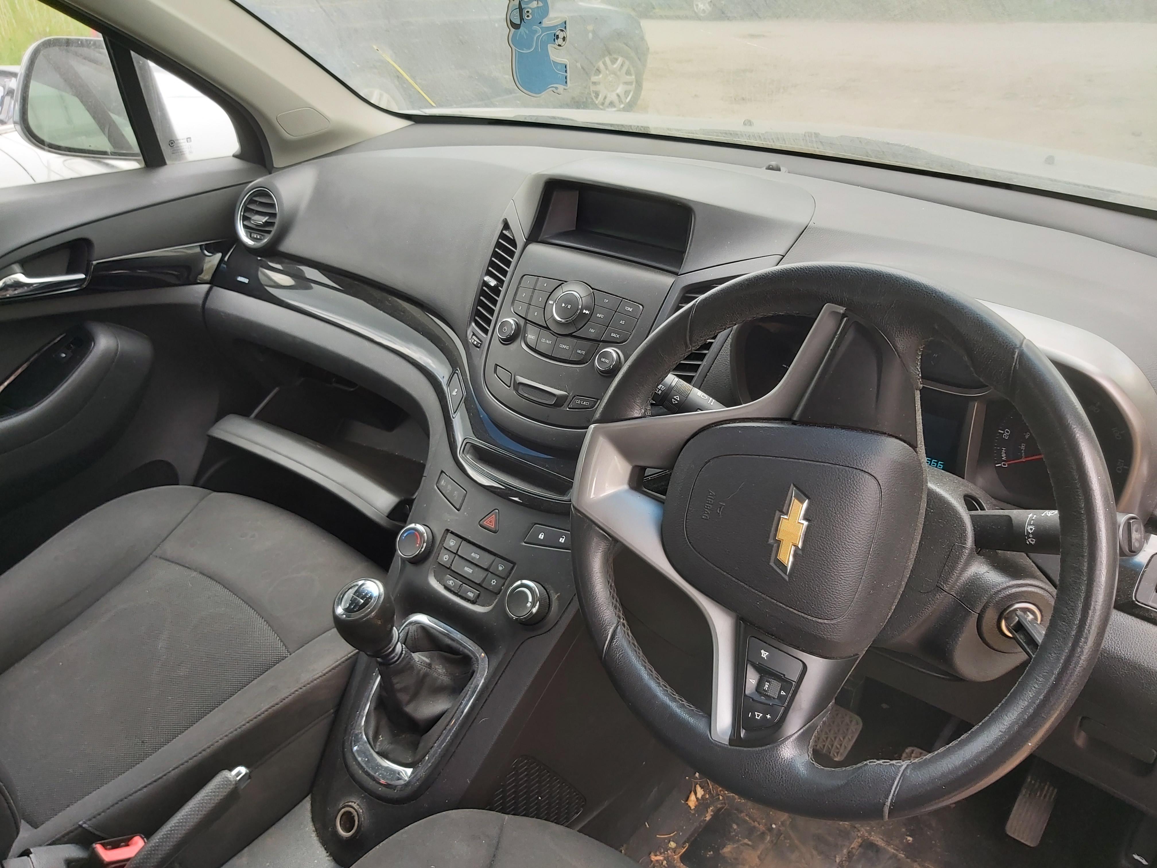 Подержанные Автозапчасти Chevrolet ORLANDO 2012 2.0 машиностроение минивэн 4/5 d. Серый 2020-5-26