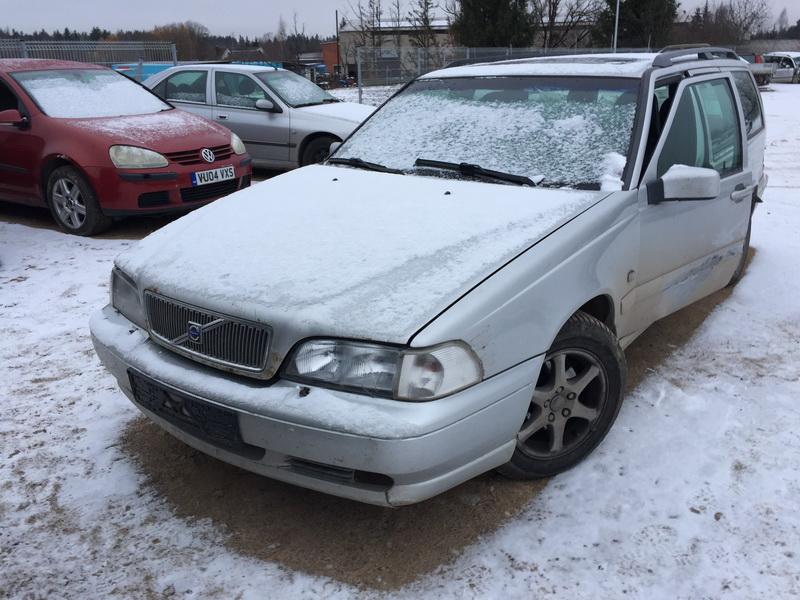 Used Car Parts Volvo V70 1999 2.5 Automatic Universal 4/5 d. Grey 2018-11-22