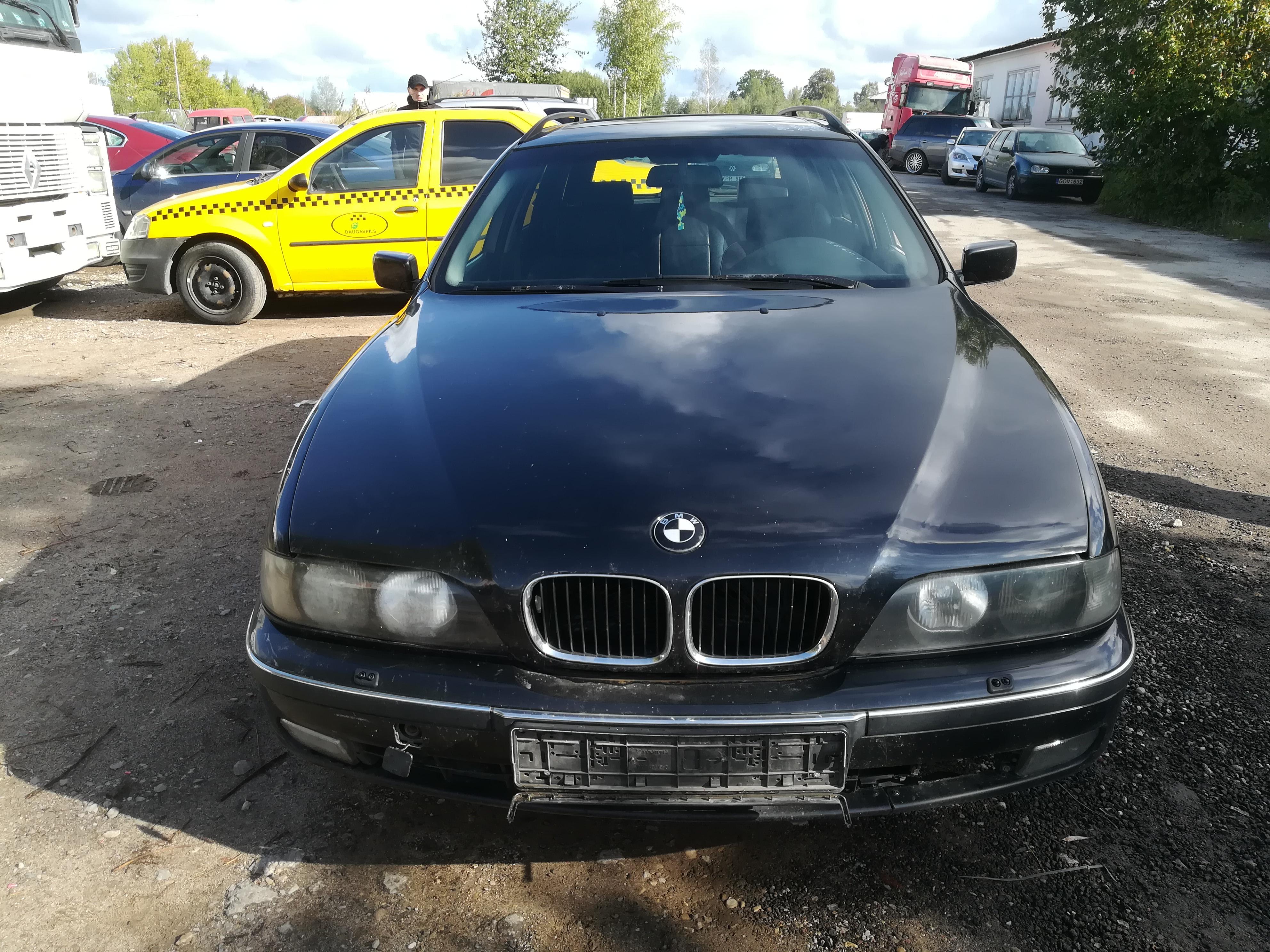 Подержанные Автозапчасти BMW 5-SERIES 1997 2.5 машиностроение универсал 4/5 d. черный 2019-9-20