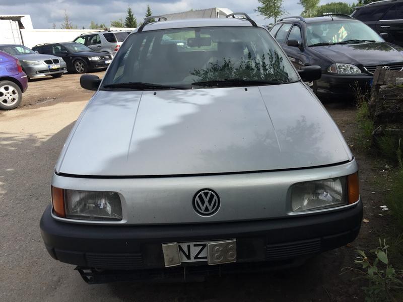Volkswagen PASSAT 1993 1.9 машиностроение