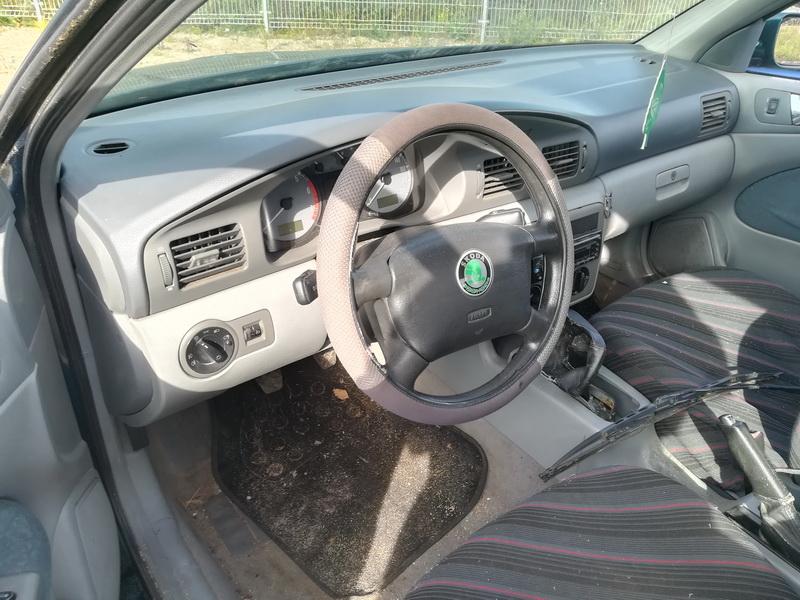 Used Car Parts Skoda OCTAVIA 1997 1.6 Mechanical Hatchback 4/5 d. Green 2019-9-16