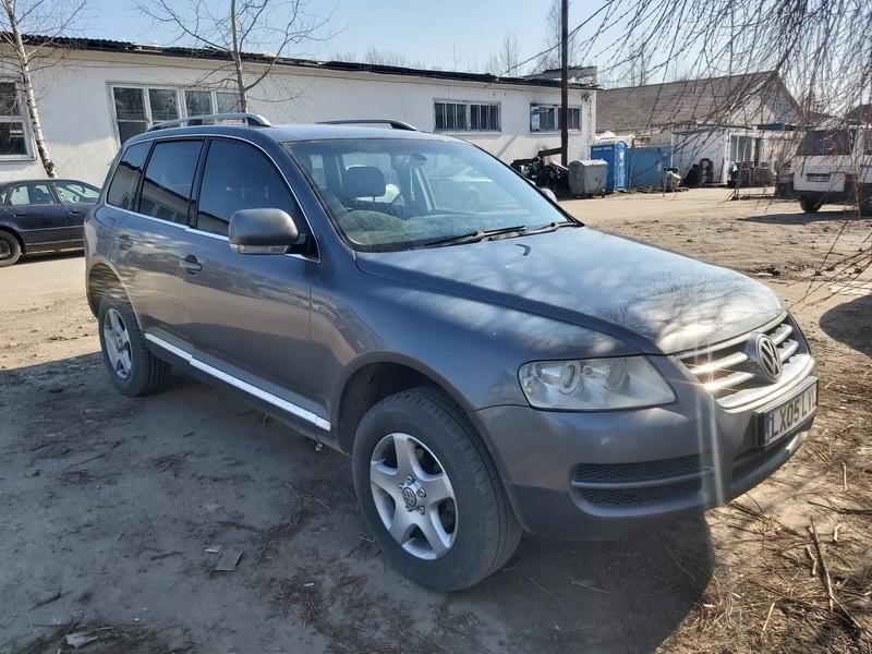 Used Car Parts Volkswagen TOUAREG 2005 2.5 Automatic Jeep 4/5 d. Grey 2020-4-07