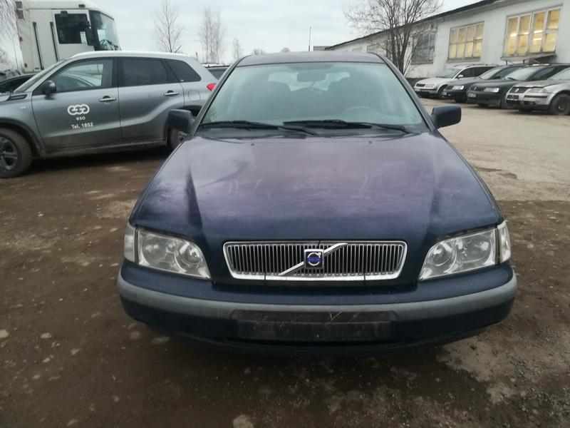 Used Car Parts Volvo V40 1999 1.9 Mechanical Universal 4/5 d. Blue 2019-11-21