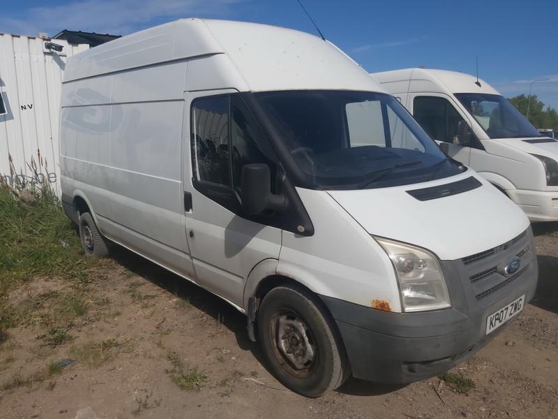 Used Car Parts Ford TRANSIT 2007 2.4 Mechanical Minibus 2/3 d. white 2020-8-18